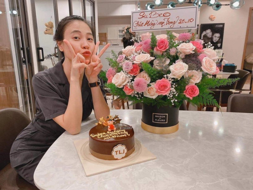 Cường đô la mừng sinh nhật vợ trẻ quà subeo tặng mẹ kế giống hệt tặng mẹ hà hồ - 5