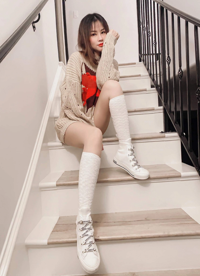 Cựu người mẫu việt lấy con tỷ phú sống ở mỹ giờ ra đườngmỗi ngày xách 1 chiếc túi hiệu - 4