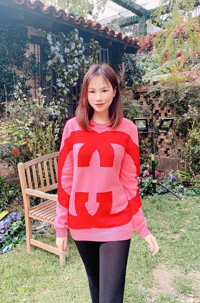 Cựu người mẫu việt lấy con tỷ phú sống ở mỹ giờ ra đườngmỗi ngày xách 1 chiếc túi hiệu - 8