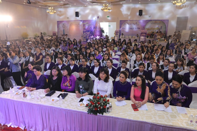 Đinh ngọc diệp đồng hành cùng kelly pang chia sẻ yêu thương - 3