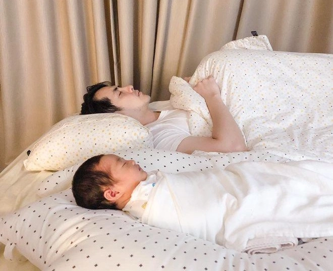 Đông nhi nửa đêm dậy cho con bú hành động của ông cao thắng nhiều mẹ bỉm ghen tỵ - 4
