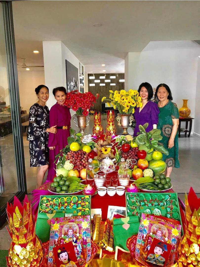 Đông nhi tặng quà mừng đầy tháng con hà hồ giật mình vì quá giống quà hà hồ từng tặng - 1