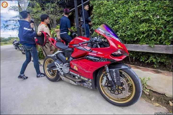 Ducati 899 panigale độ hoàn mỹ qua tem đấu cực chất - 1