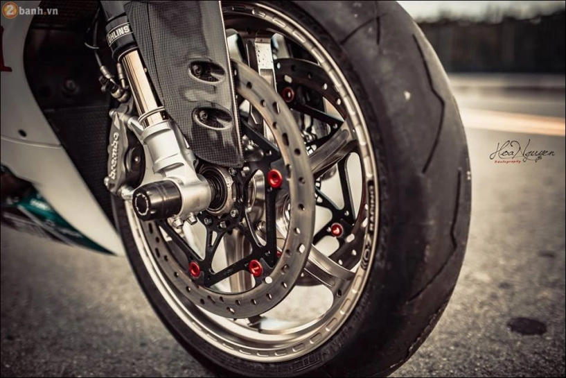 Ducati 959 paniagle lột xác kinh điển trong diện mạo final edition - 8