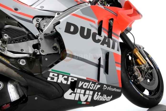 Ducati desmosedici gp 2018 công bố thông số kỷ thuật - 1