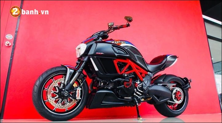 Ducati diavel bản độ tối tân mang tên red carbon facelift - 14