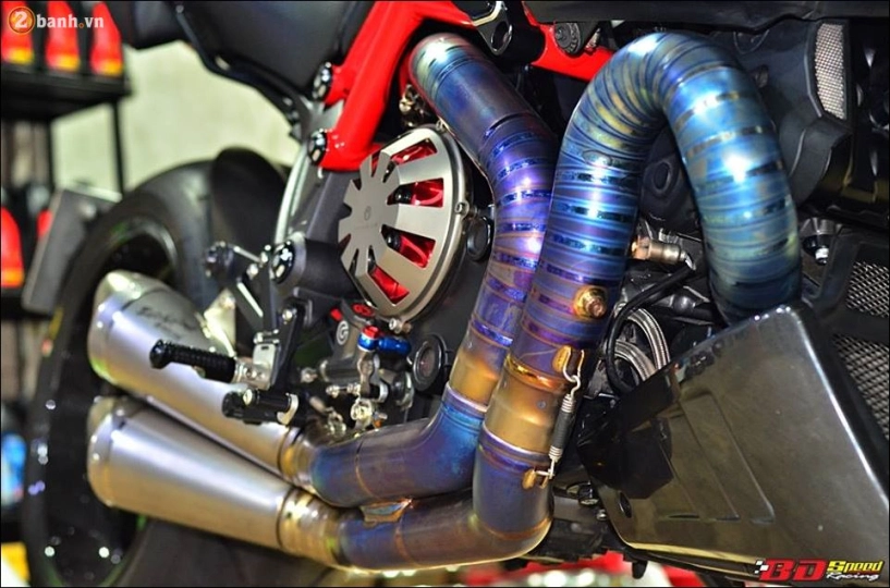 Ducati diavel -choáng ngợp với bản độ quỷ dữ mang tên carbon red - 10