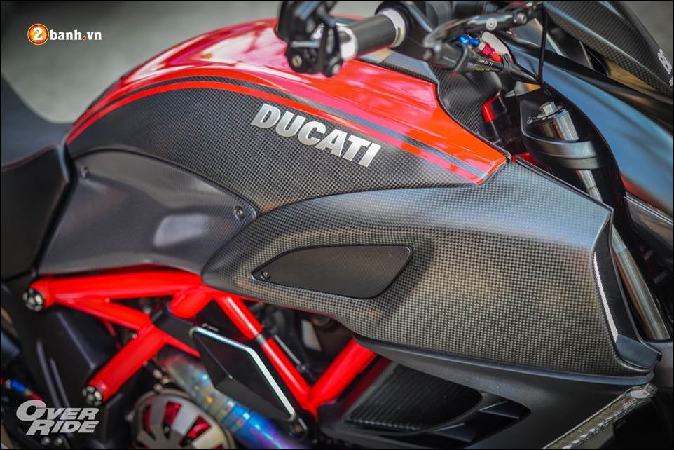 Ducati diavel huyền thoại bóng đêm sự trở lại đầy ma mị - 11