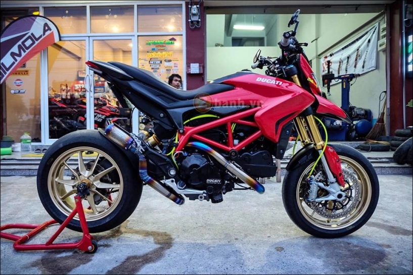 Ducati hypermotard độ đa sắc qua ý tưởng của biker thái - 11