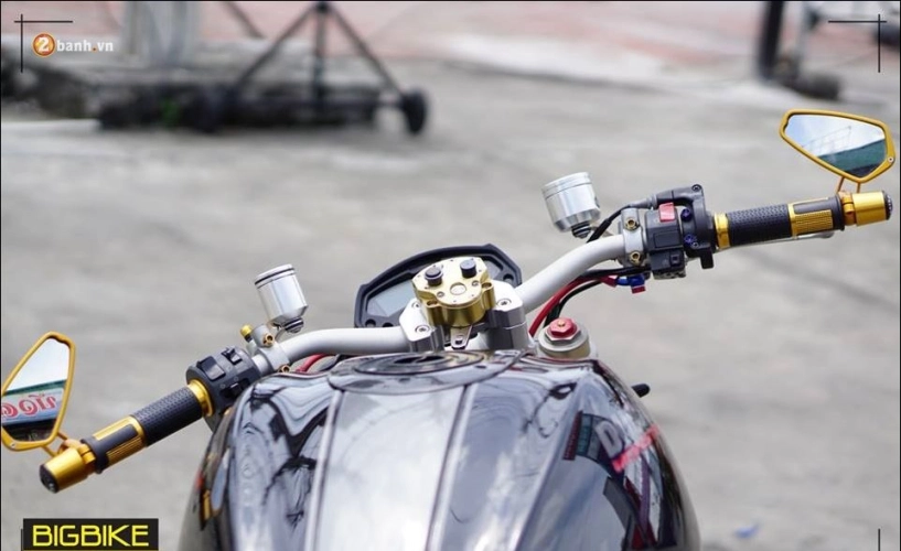 Ducati monster 1100 evo bản nâng cấp từ thành viên gia đình quái vật - 1