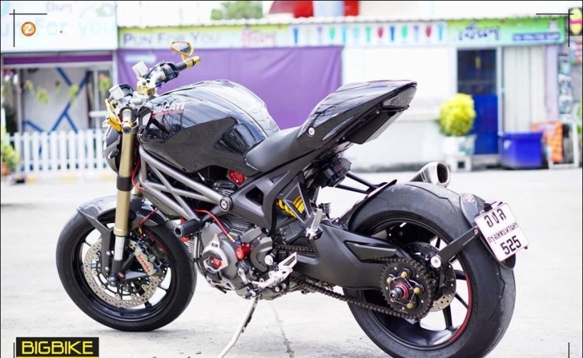 Ducati monster 1100 evo bản nâng cấp từ thành viên gia đình quái vật - 2