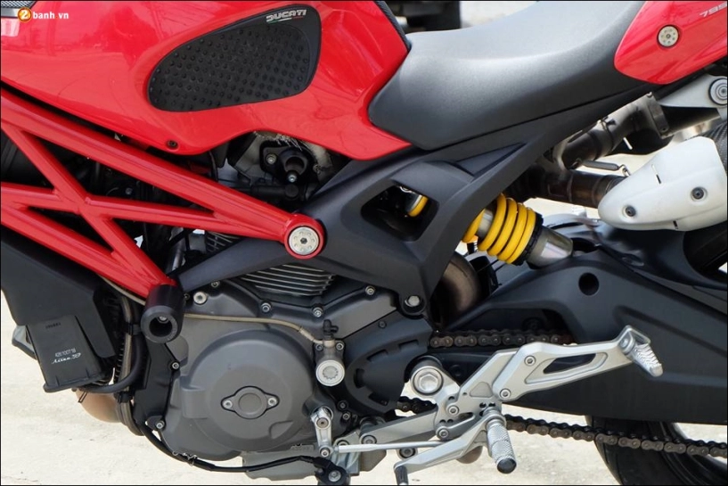 Ducati monster 795 độ kế thừa tinh hoa công nghệ từ anh em quái vật - 3