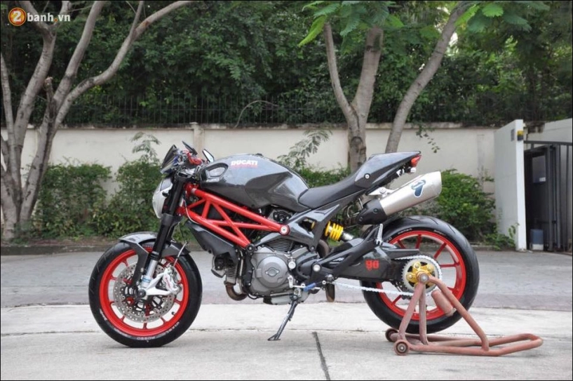 Ducati monster 796 bản nâng cấp đầy tinh tế từ quái vật một giò ducati - 16