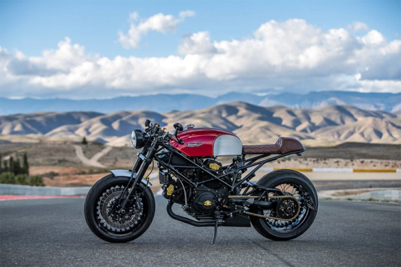 Ducati monster đẹp hút hồn trong bản độ cafe racer - 3