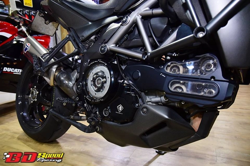 Ducati multistrada gã khổng lồ bất trị từ công nghệ carbon fiber - 9