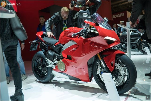 Ducati panigale v4 về việt nam với giá 19 tỷ vào tháng 32018 - 3