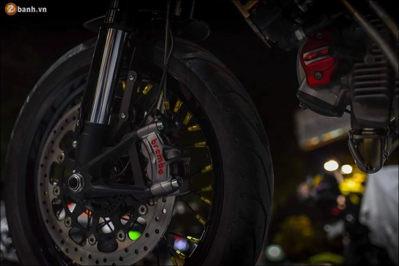 Ducati scrambler cafe racer quái vật hình thành tại xưởng độ mugello - 6