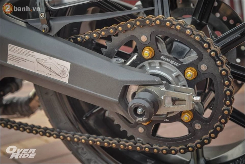 Ducati scrambler đầy táo bạo qua morden tracker - 26