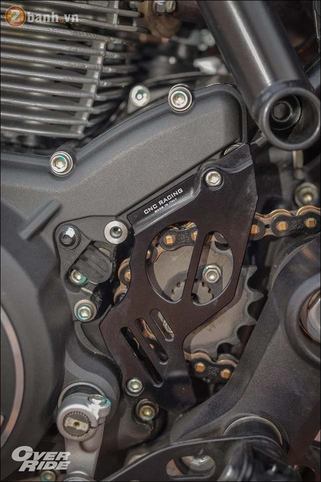 Ducati scrambler đầy táo bạo qua morden tracker - 29