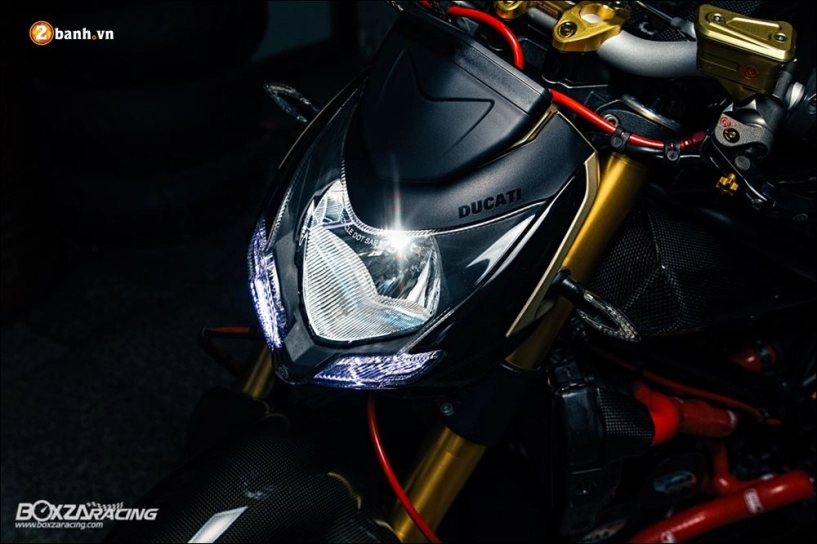 Ducati streetfighter hiện thân của một nakedbike thực thụ trong tầng hầm u tối - 3