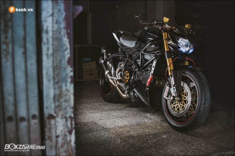 Ducati streetfighter hiện thân của một nakedbike thực thụ trong tầng hầm u tối - 10