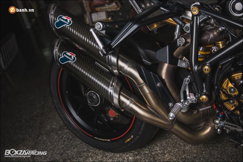 Ducati streetfighter hiện thân của một nakedbike thực thụ trong tầng hầm u tối - 14