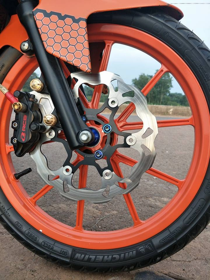 Exciter 150 độ đơn giản với sắc cam nổi bật của biker bình định - 4