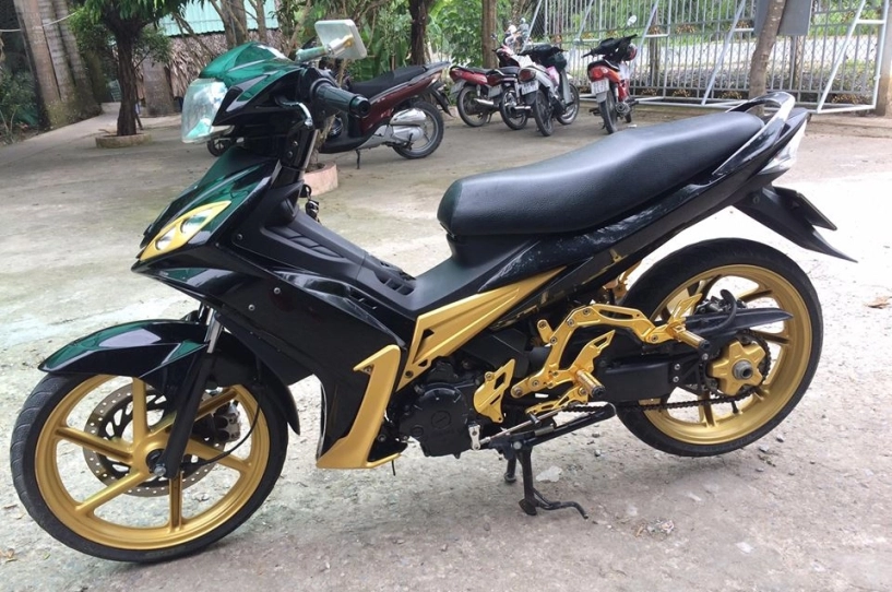 Exciter 2010 độ gắp nsr 150 đầy cơ bắp của biker việt - 2