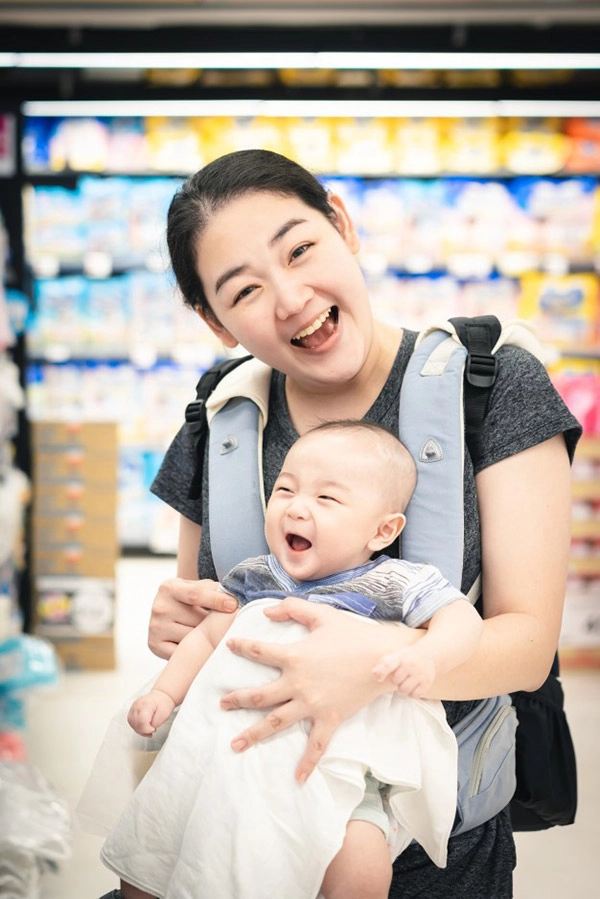 Hàng hiệu giá rẻ cho mẹ và bé dịp cuối năm - 1