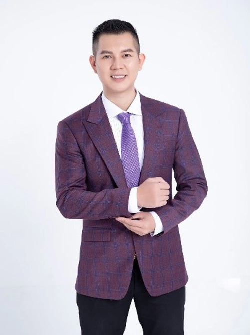 Hh đỗ thị hà dự sự kiện ra mắt thương hiệu mỹ phẩm the story vivian chiết xuất kim cương - 6