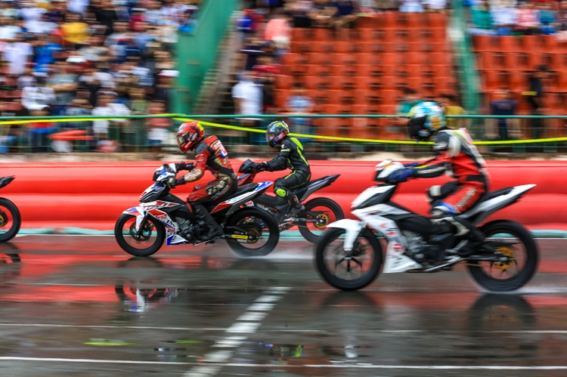 hình ảnh winner 150 đua xe trong ngày mưa tại svđ đồng tháp - 5