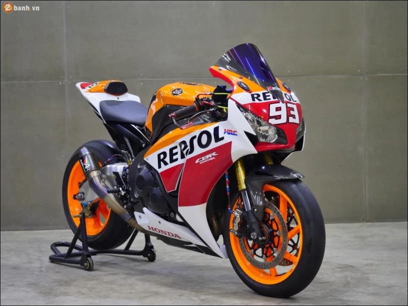 Honda cbr1000rr repsol superbike hàng đầu đến từ đất nước nhật bản - 2