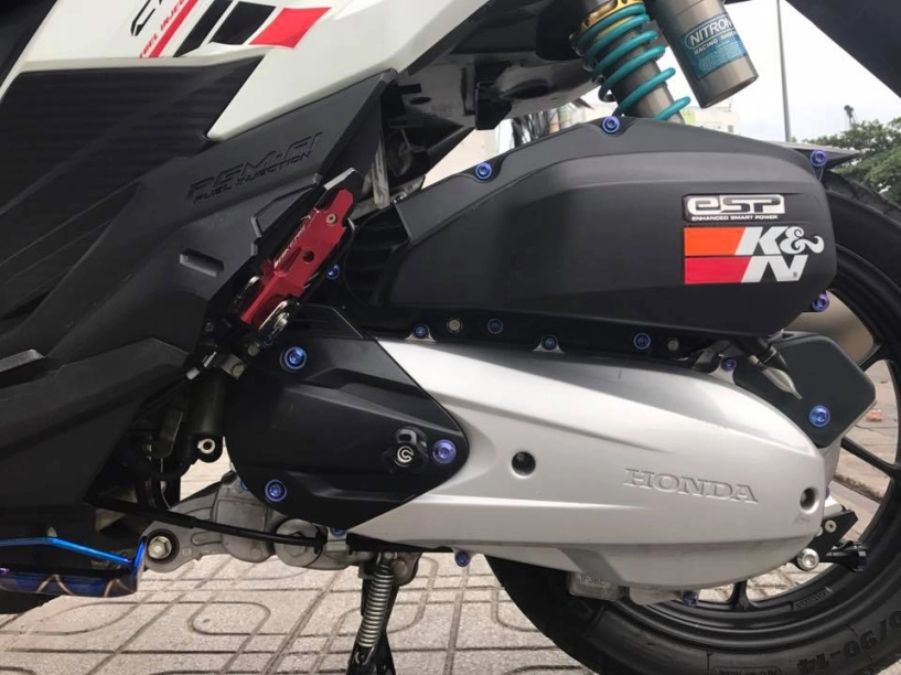 Honda click 125i độ leng keng với đồ chơi giá trị của biker việt - 6