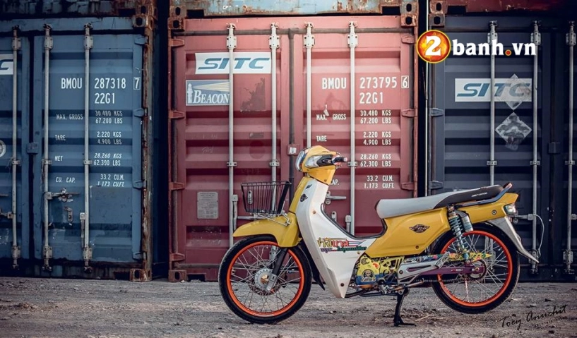 Honda cub fi độ kiểng siêu chất với đồ chơi hàng hiệu - 6