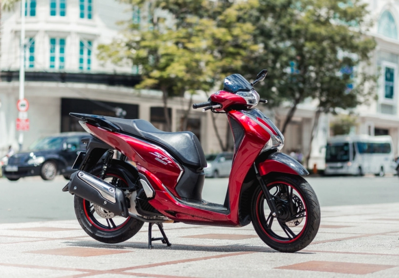 Honda sh150i 2017 độ dàn áo sh300i đầu tiên tại sài gòn - 3