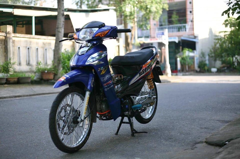 Honda wave độ sang chảnh với dàn đồ chơi kiểng trong phong cách repsol của biker đà nẵng - 2