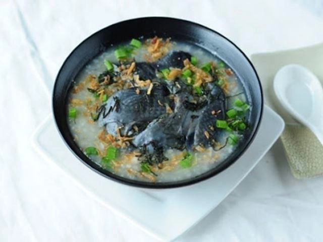 Hướng dẫn cách nấu cháo gà ác hạt sen cho bé ăn dặm - 1