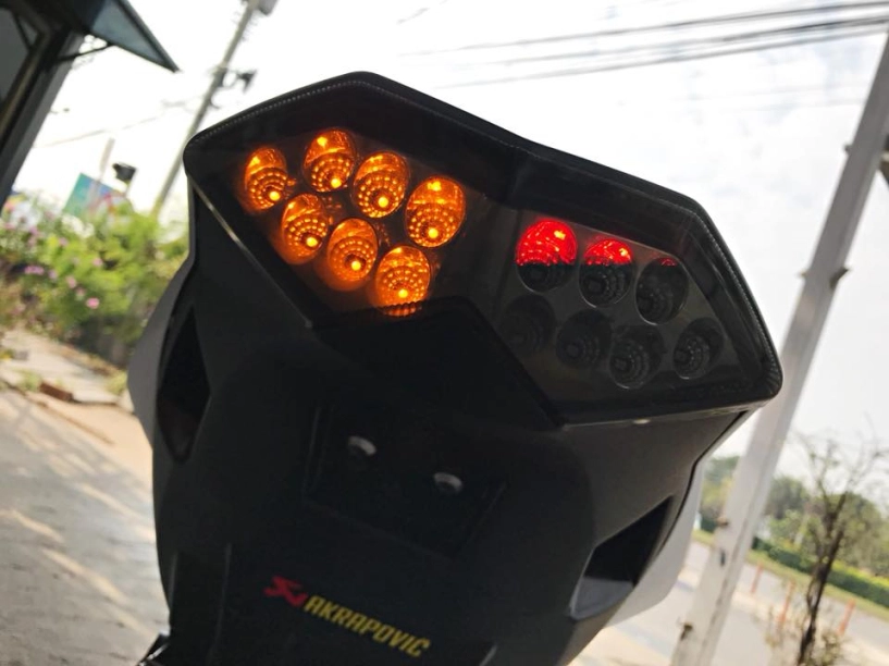Kawasaki z1000 hồi sinh một huyền thoại nakedbike đường phố - 9