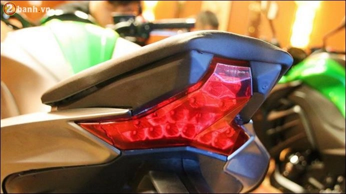 Kawasaki z1000 xuất hiện con rơi tại thị trường trung quốc mang tên jiajue n19 - 8