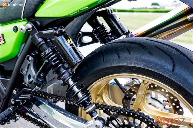 Kawasaki zrx-1200 độ hầm hố cùng phong cách standard bike - 9