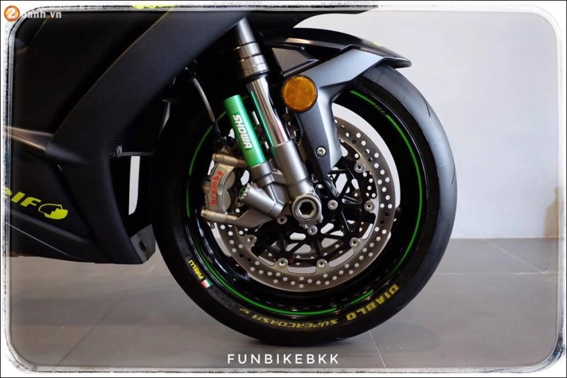 Kawasaki zx-10r vẻ đẹp uy nghi từ superbike hàng đầu giải đua wsbk - 10