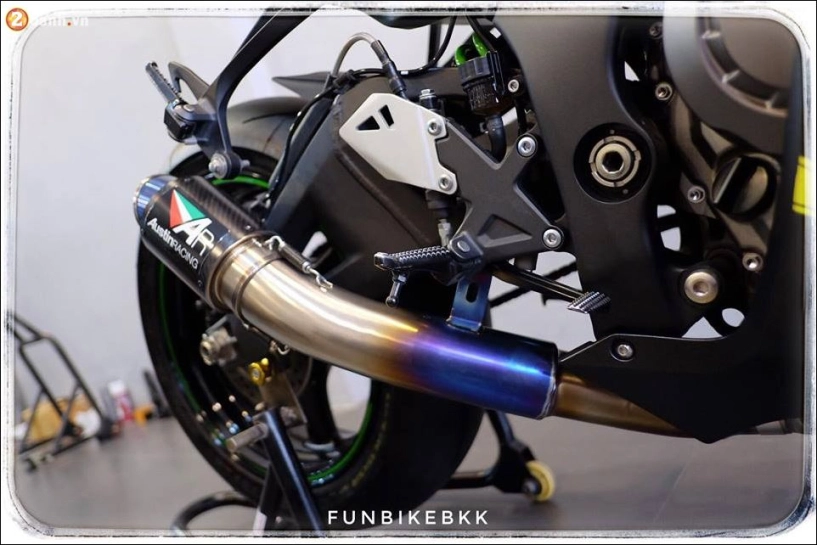 Kawasaki zx-10r vẻ đẹp uy nghi từ superbike hàng đầu giải đua wsbk - 13