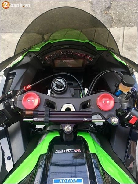 Kawasaki zx_10r nâng cấp hoàn hảo qua nhiều option hàng hiệu - 6