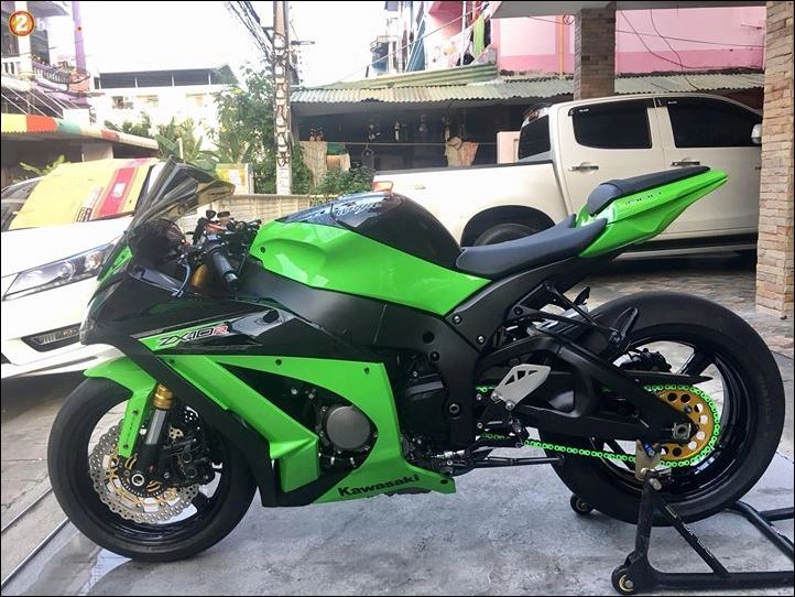 Kawasaki zx_10r nâng cấp hoàn hảo qua nhiều option hàng hiệu - 12