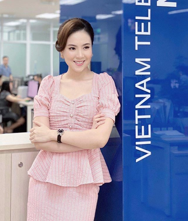 Khoe mặc váy đôi với nữ thần hàn quốc mai ngọc hóa quý cô thời thượng đẹp chẳng thua - 5