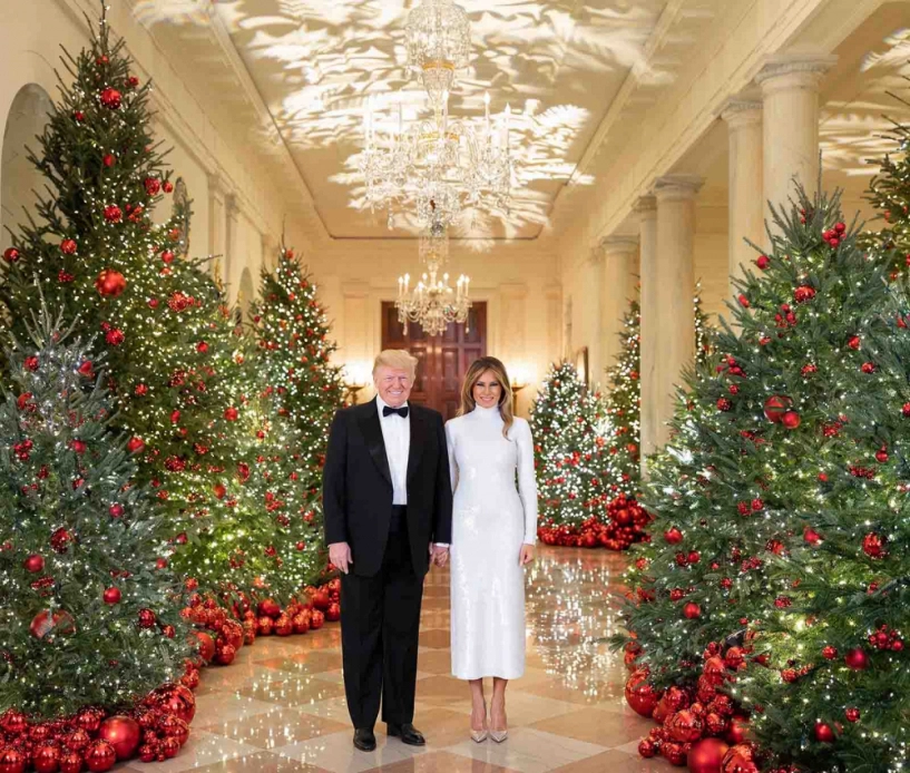 Kỉ niệm mùa giáng sinh cuối cùng tại nhà trắng donald trump và phu nhân diện đồ đôi tình tứ - 4