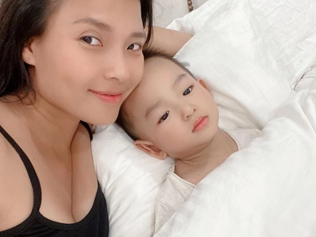 Lần đầu đi sở thú con trai lương thế thành cười tít mắt liên tục nói yêu ba mẹ - 17