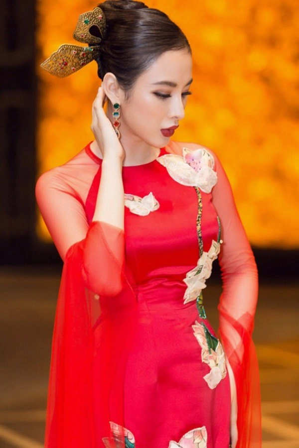 Lên thảm đỏ không ai lộng lẫy bằng nhưng angela phương trinh đứng bán cơm chỉ diện áo dài sen - 16