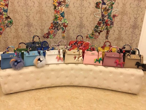 Lý nhã kỳ mua sắm không nhìn giá tậu đồ hiệu chất núi túi tiền tỷ chục chiếc như một - 3
