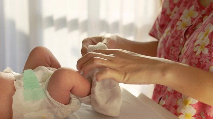 Mạc văn khoa sụt cân gầy rộc vì chăm con sinh non dân tình xót bé mách vài lỗi sai - 5